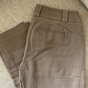 Ann Taylor Loft Julie cropped work pants 0 petite